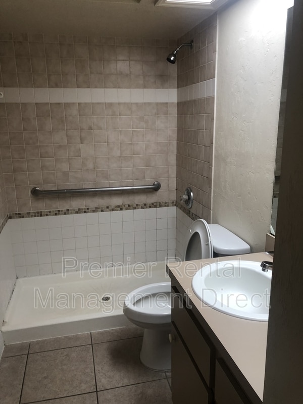 Photo - 1306 Shady Terrace Unidad 1