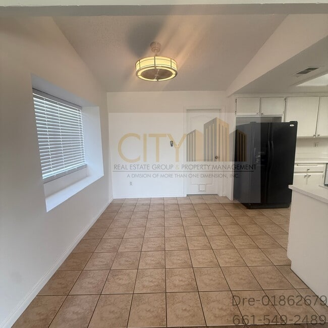 Photo - 11017 Baron Ave