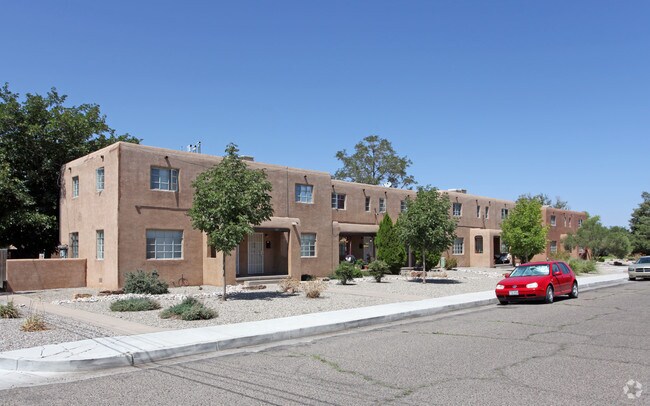 Ridgecrest Apartments - Ridgecrest Apartments