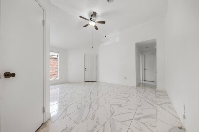 Photo - 6606 Laurel Glen Dr
