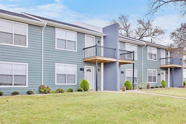 Building Photo - 709 E Crawford St