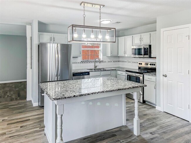 Photo - 3545 Almazan Dr