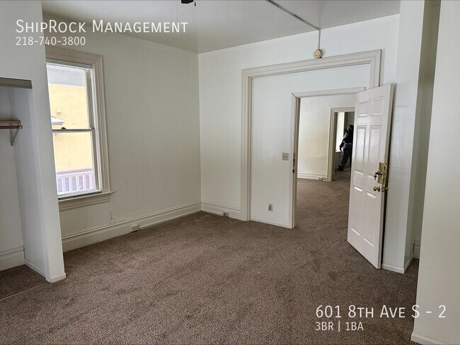 Photo - 601 8th Ave S Unit 2