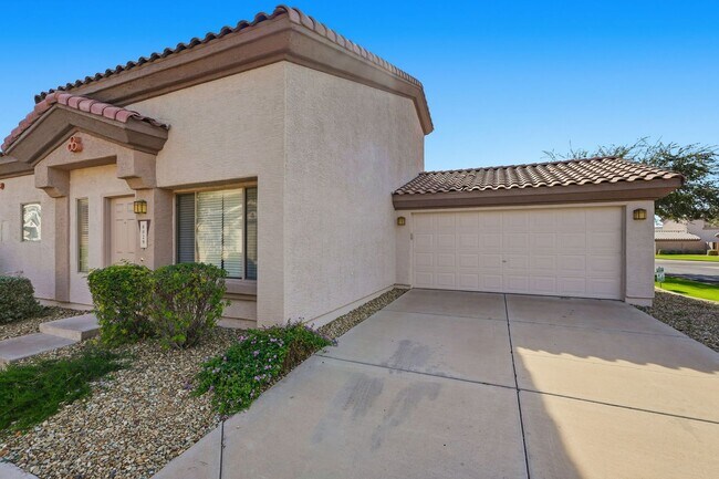 Photo - Gated Community, close to 101 and Arrowhead!