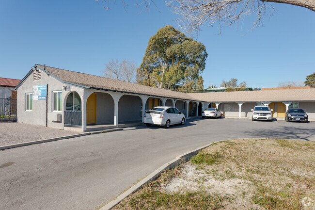 3Eleven Apartments - 3Eleven Apartments