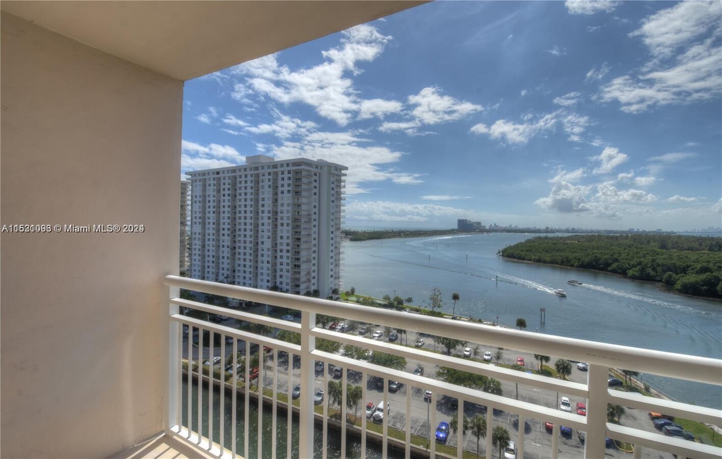 Photo - 400 Kings Point Dr Condo Unit SUNNY ISLES