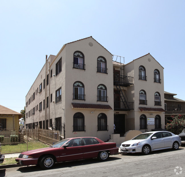 Building Photo - 43rd Place Apartments