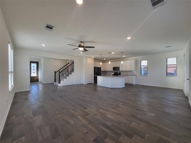Photo - 9303 Sandoval Cir