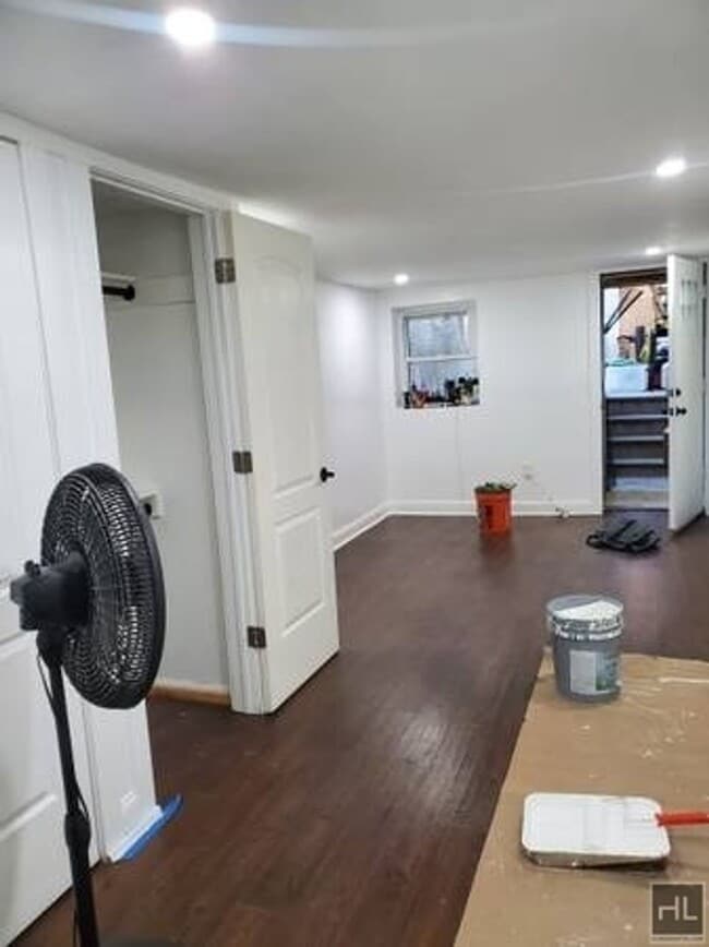 Photo - AVENUE J Unit 1