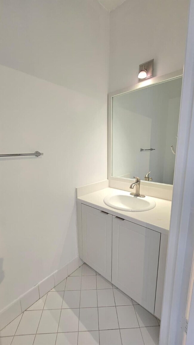 Photo - 2213 Salerno Cir