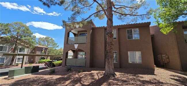 Building Photo - 2121 Sealion Dr Unit 205