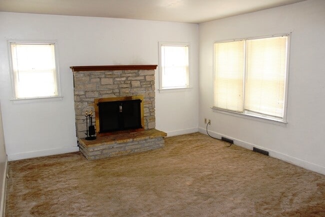 Photo - NEXT TO KSU!!!