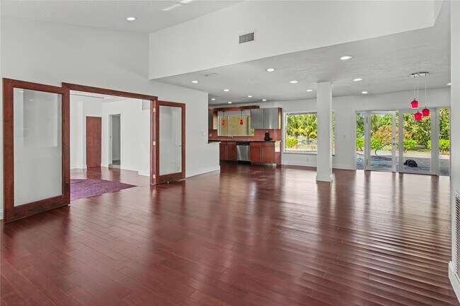 Photo - 8619 SW 51st St