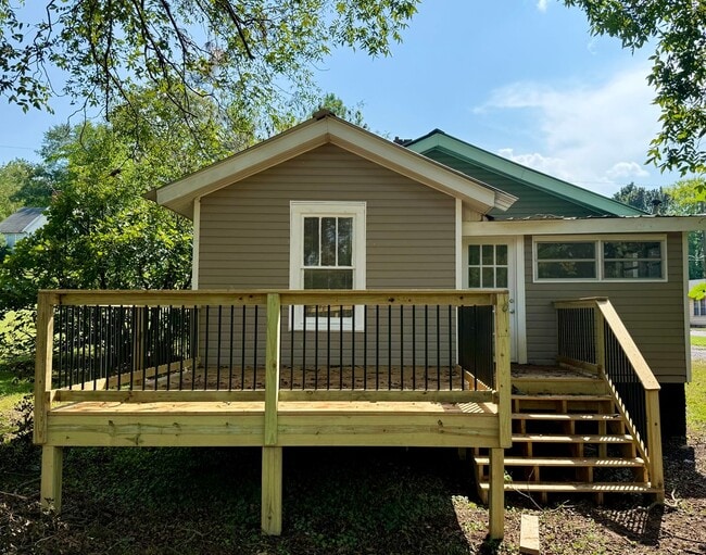 7-9 Coosawattee Ave SW Unit 9 Crescent Ave