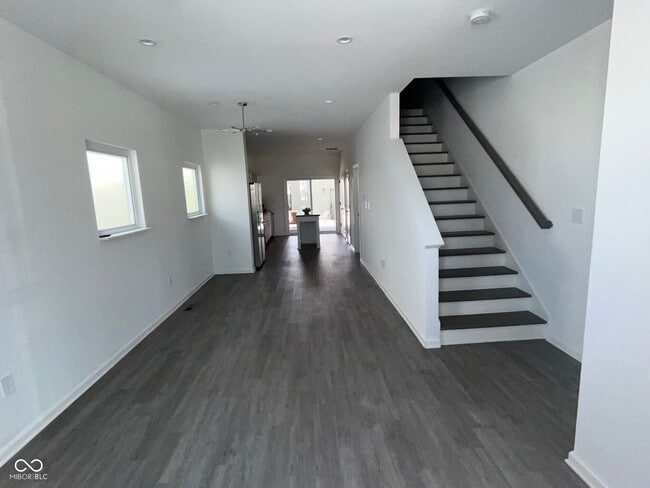 Photo - 143 McKim Ave