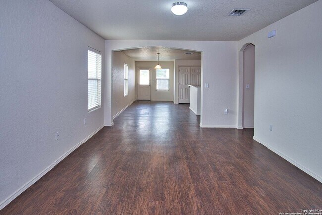 Photo - 5827 Camier Cove