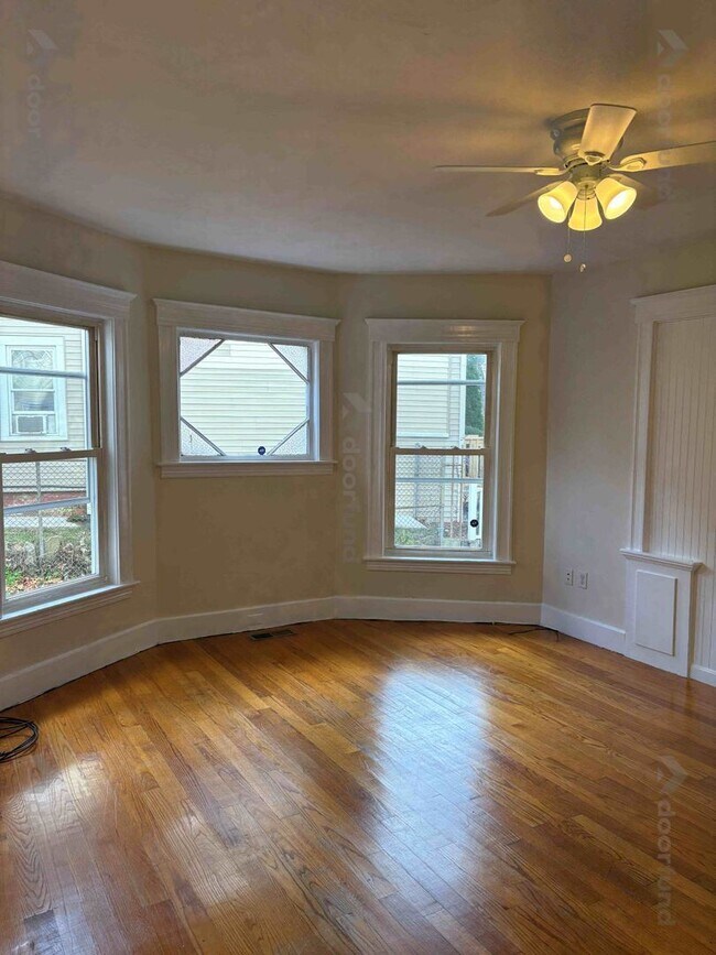 Photo - 27 Florence St Unit 1