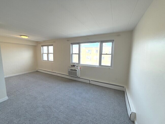 Photo - 2025 W Granville Ave Unit 509