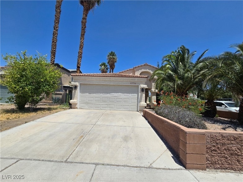 Photo - 6624 W Chardonay Way House