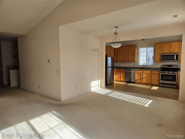 Photo - 1079 Alameda Blvd