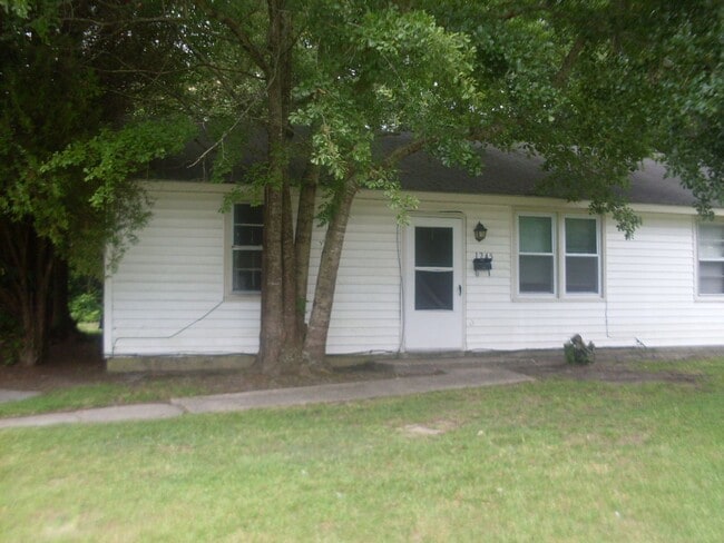 Affordable duplex- coming soon - Affordable duplex- coming soon House