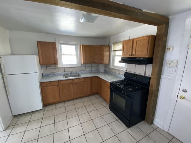 Photo - 819 Manor St