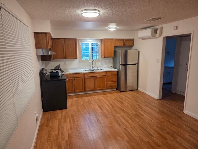 Photo - 1916 17th St Unidad 1918