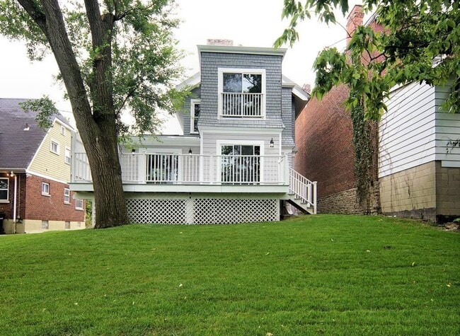 Photo - Spacious Home in Clifton perfect for Entertaining Guest & Family