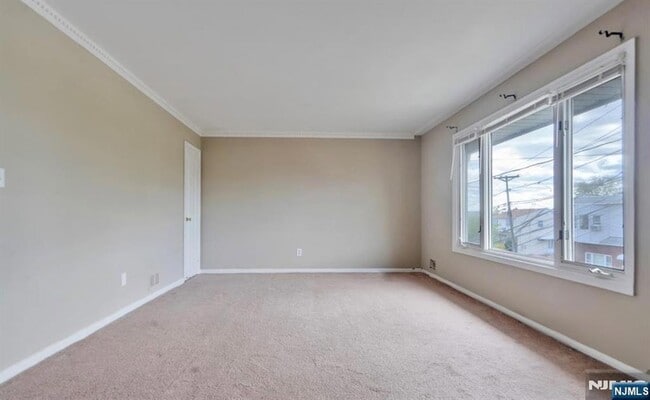 376 Harrison Ave