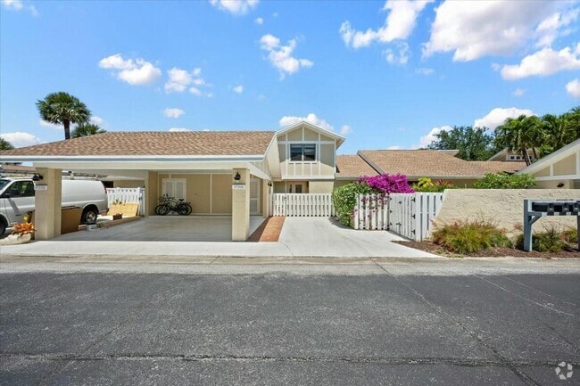 Building Photo - 17210 Fownes Crescent Rental