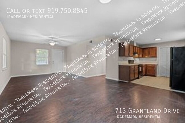 Photo - 713 Grantland Dr
