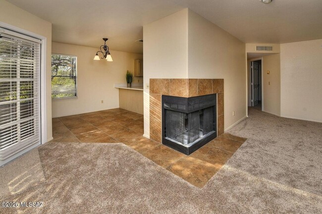 Photo - 6655 N Canyon Crest Dr Unit 10259