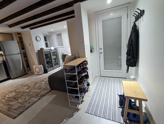 Photo - 79 P St NW Unidad B