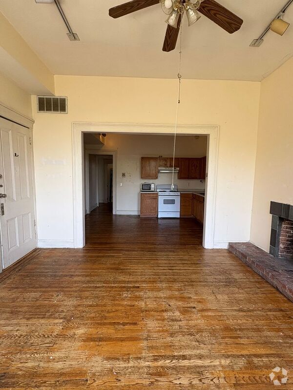 Building Photo - 24 E Mt Vernon Pl Unit 3 Rental