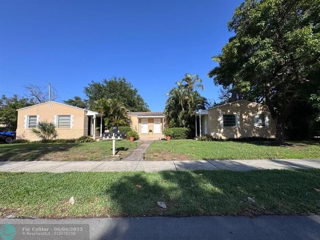 Photo - 916 SW 8th Ave Apartment Unit 2