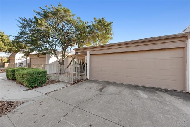 Photo - 1813 Place One Ln