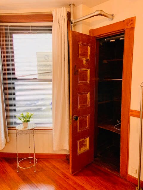 Photo - 17 Buswell St Unit B