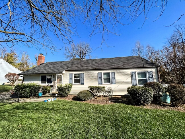 Cheerful 3 Bedroom 2 Bathroom With Office ... - Cheerful 3 Bedroom 2 Bathroom With Office ...