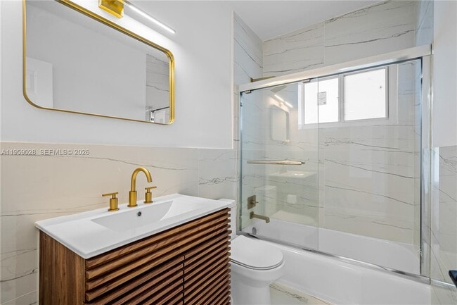 Photo - 3661 NE 170th St Unit 2