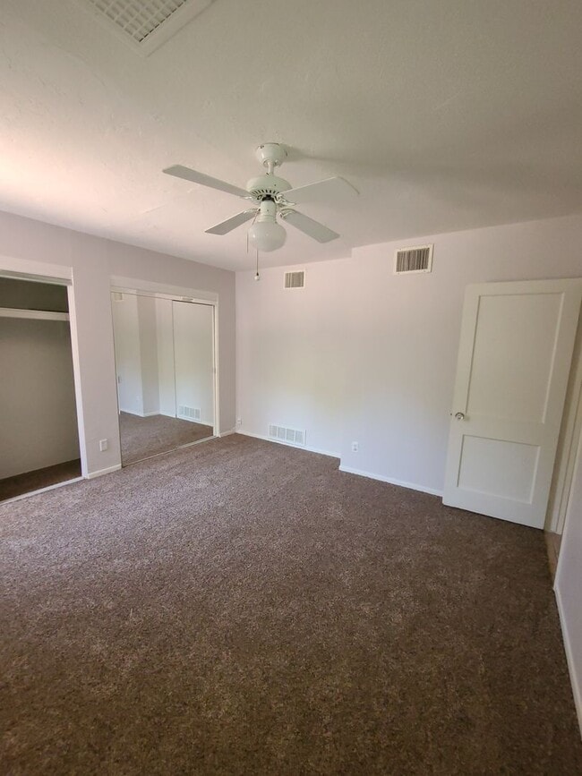 Photo - Classic Woodlea Charm with Modern Updates