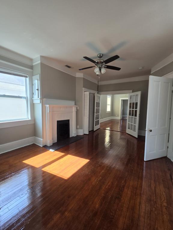 Photo - 653 E Henry St