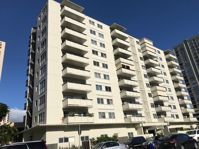Building Photo - 509 University Ave Unit Ala Wai Cove