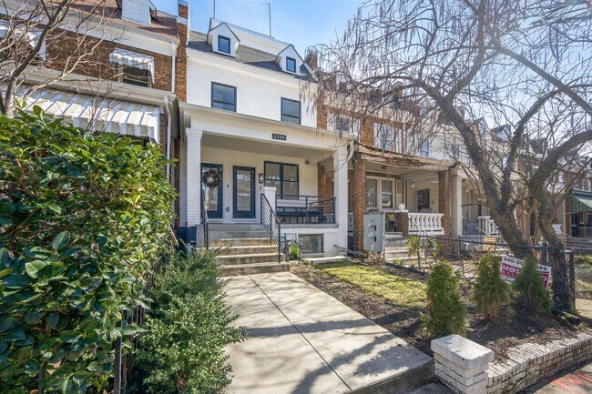 1315 Trinidad Ave NE