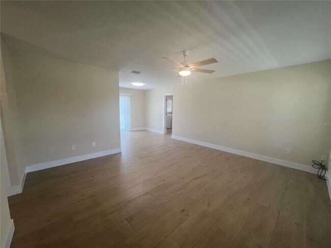 488 N Spring Lake Blvd NW