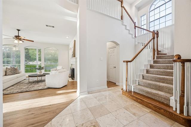 Photo - 700 Dover Pl