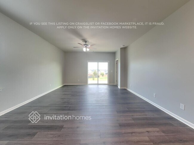 Photo - 352 Amsterdam Way