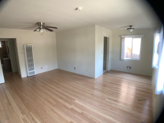 Building Photo - 1760 Silver Lake Blvd Unit 1 Rental
