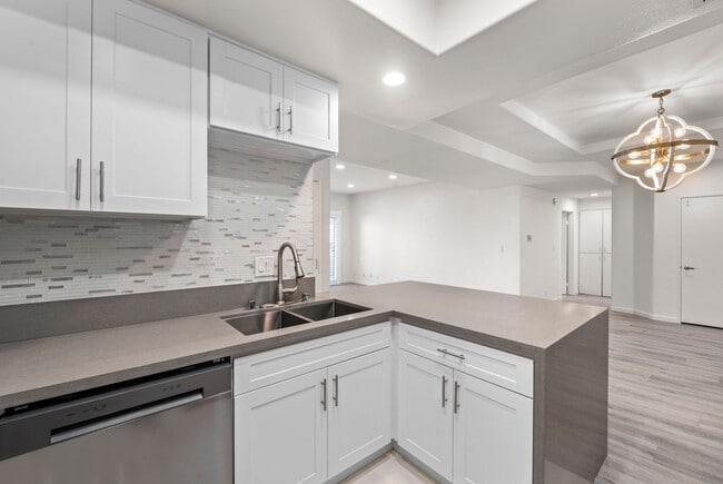 Carlyle Condominiums