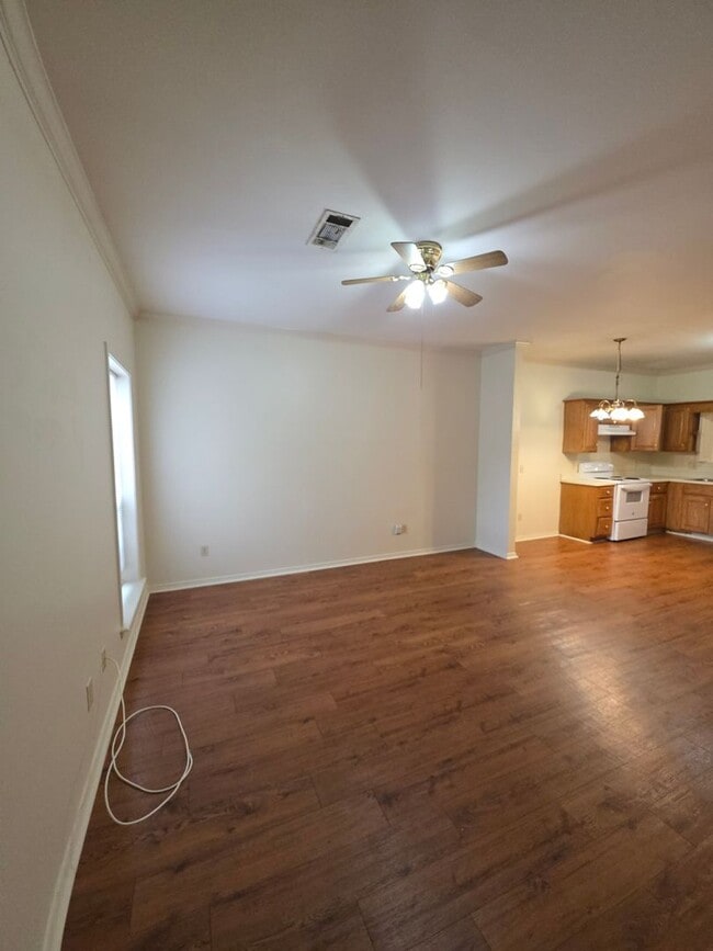Photo - 2635-2635 W C St Unit 2633