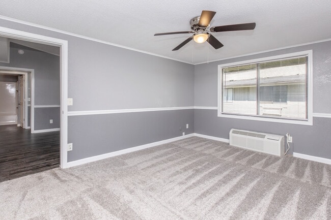 Stratford Apartments